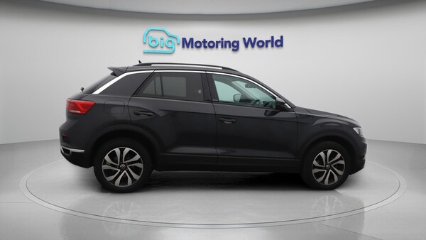Used Volkswagen T-Roc for sale - 76247746: Photo 9