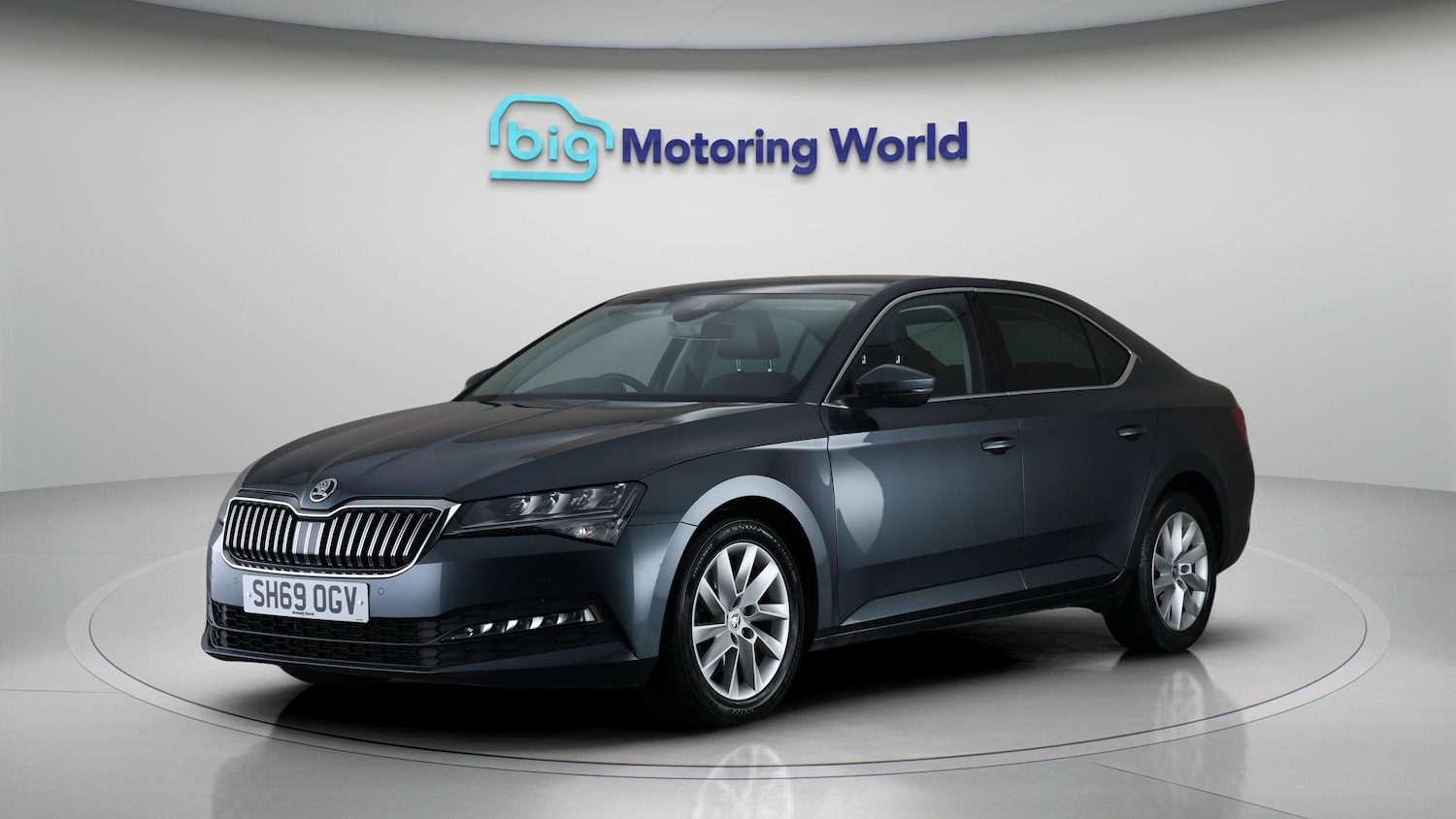 Used Skoda Superb 2019 for sale - 77728936: Photo 3