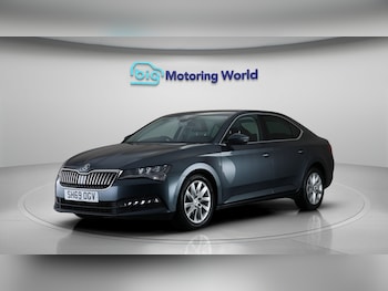 Used Skoda Superb 2019 for sale - 77728936: Photo