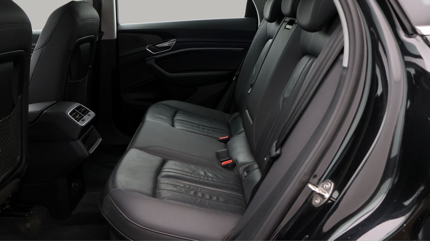 Used Audi e-tron 2021 for sale - 77888242: Photo 16