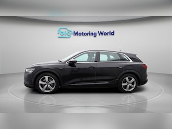 Used Audi e-tron 2021 for sale - 77888242: Photo