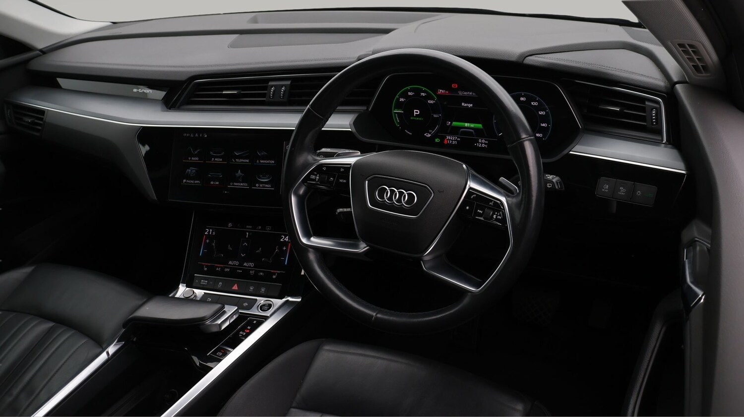 Used Audi e-tron 2021 for sale - 77888242: Photo 9