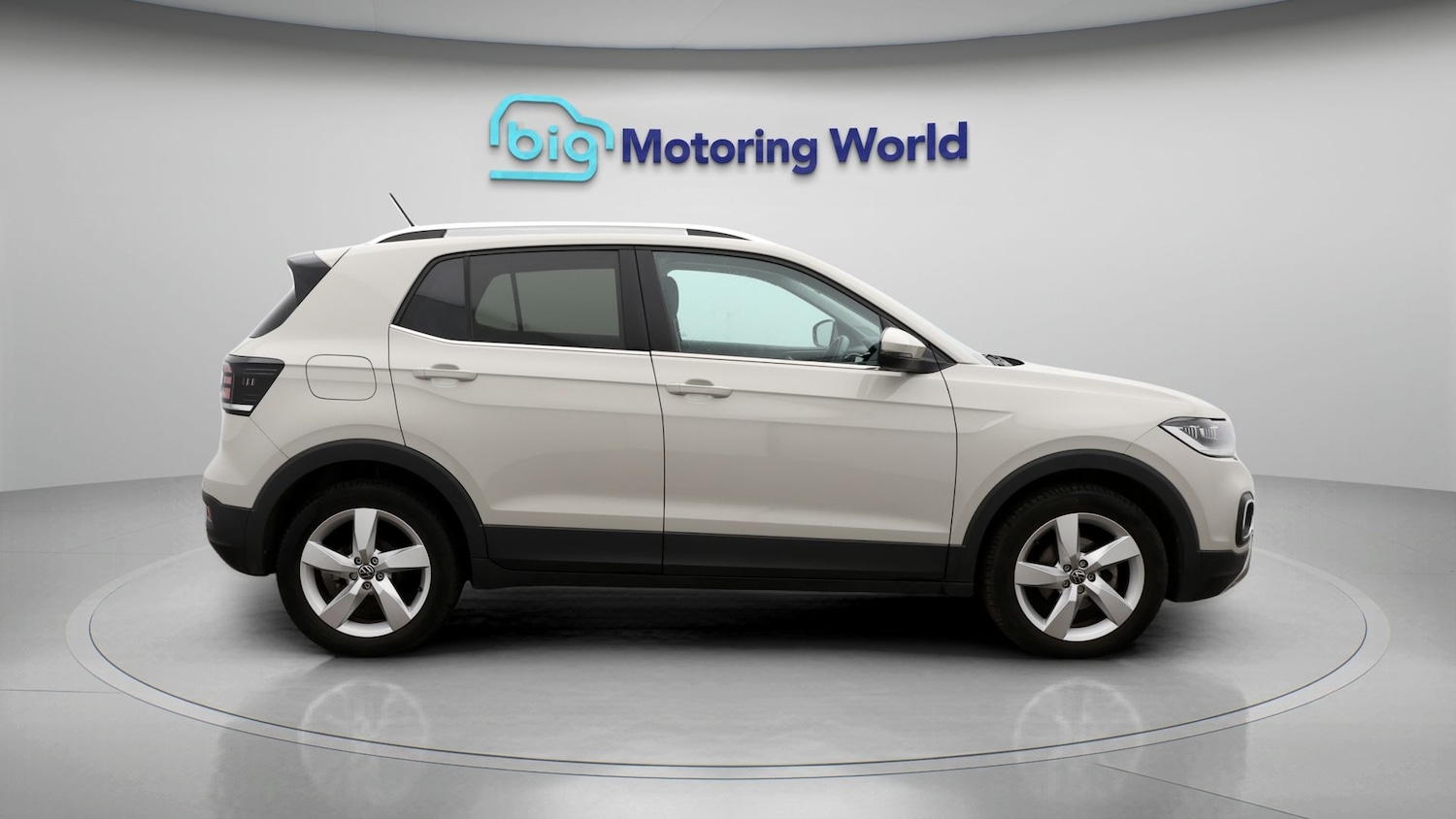 Used Volkswagen T-Cross 2023 for sale - 77520422: Photo 8