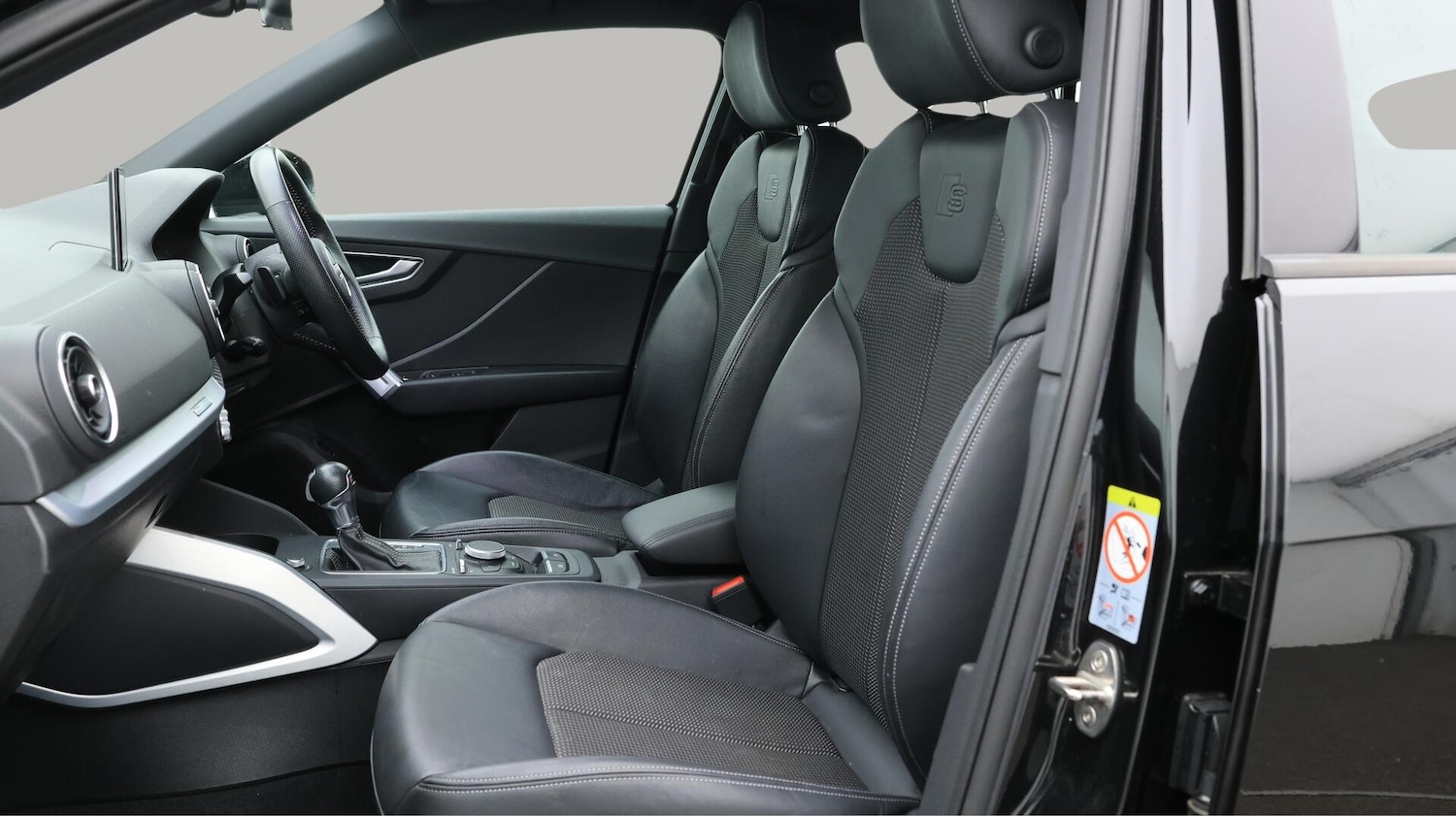 Used Audi Q2 2020 for sale - 75977641: Photo 15