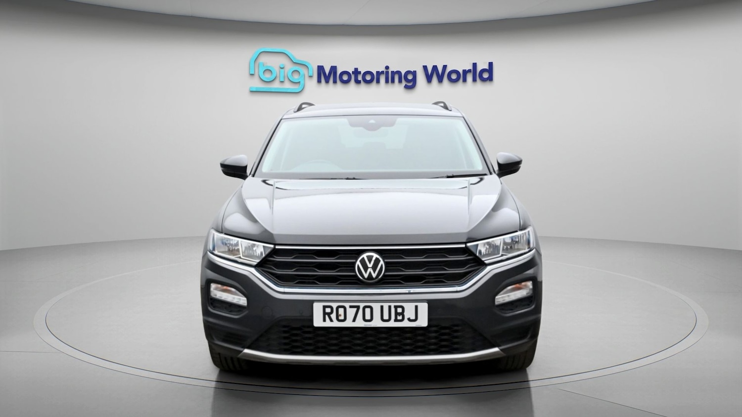 Used Volkswagen T-Roc 2020 for sale - 77932834: Photo 2