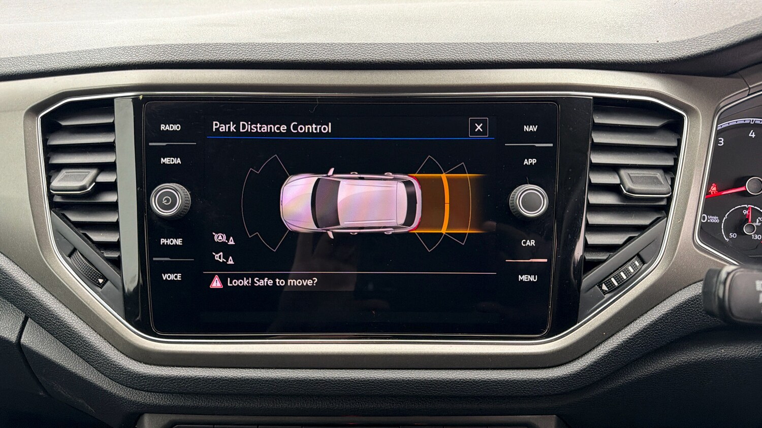 Used Volkswagen T-Roc 2020 for sale - 77932834: Photo 27