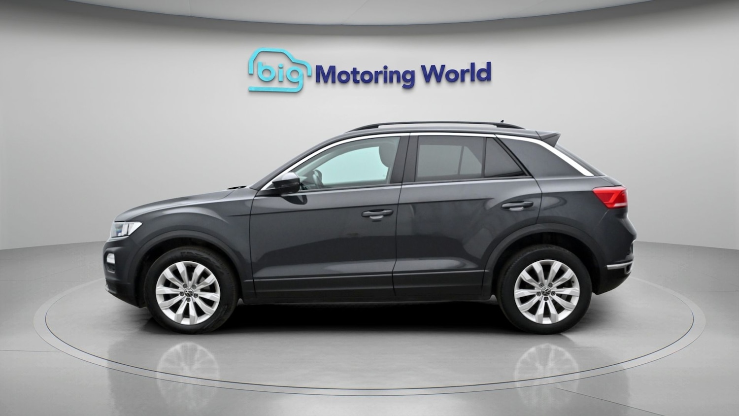 Used Volkswagen T-Roc 2020 for sale - 77932834: Photo 4