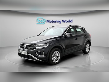 Used Volkswagen T-Roc 2023 for sale - 78268006: Photo
