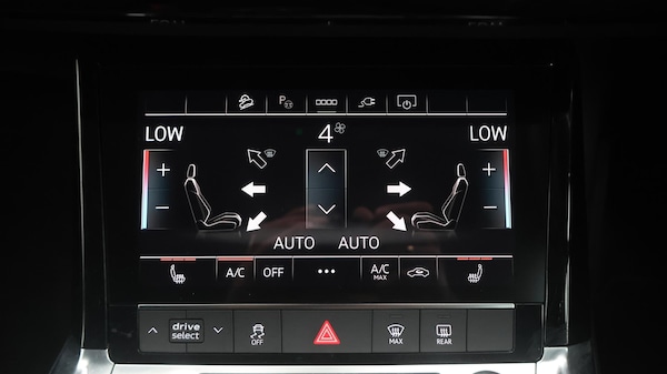 Used Audi e-tron 2021 for sale - 76306532: Photo 13