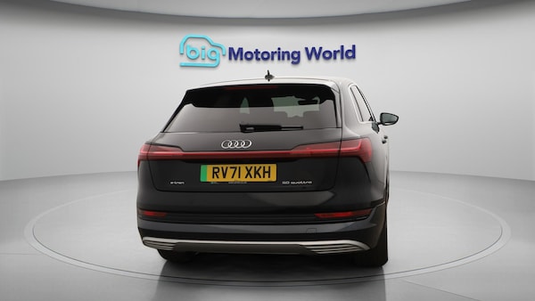 Used Audi e-tron 2021 for sale - 76306532: Photo 7