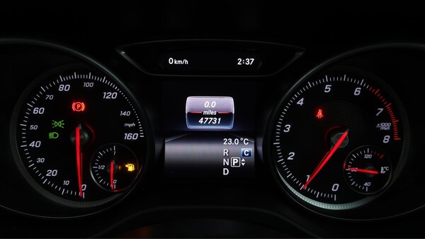 Used Mercedes-Benz GLA 2020 for sale - 76326992: Photo 11
