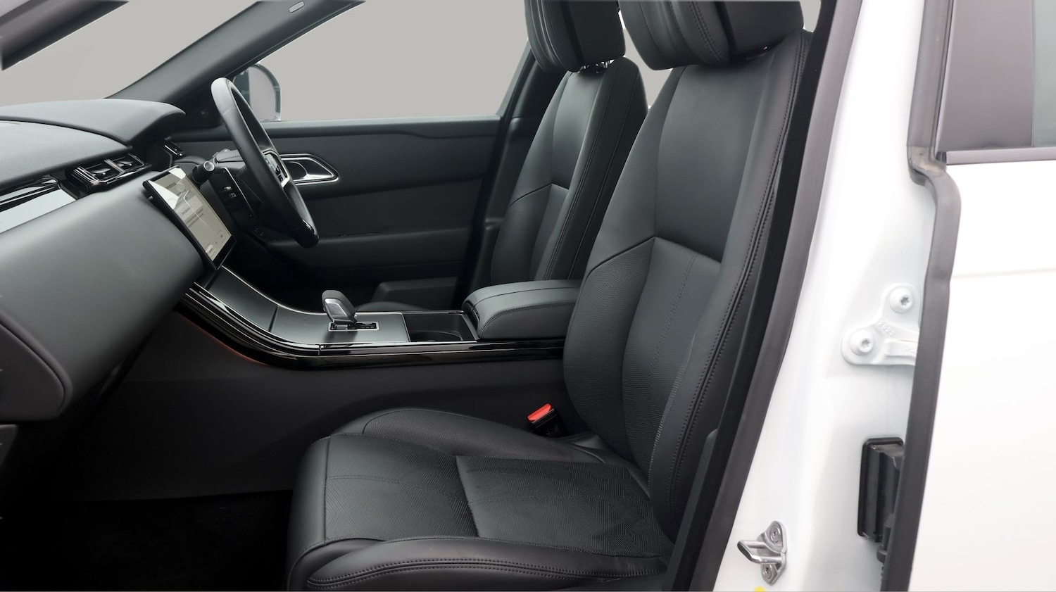 Used Land Rover Range Rover Velar 2023 for sale - 77665161: Photo 14