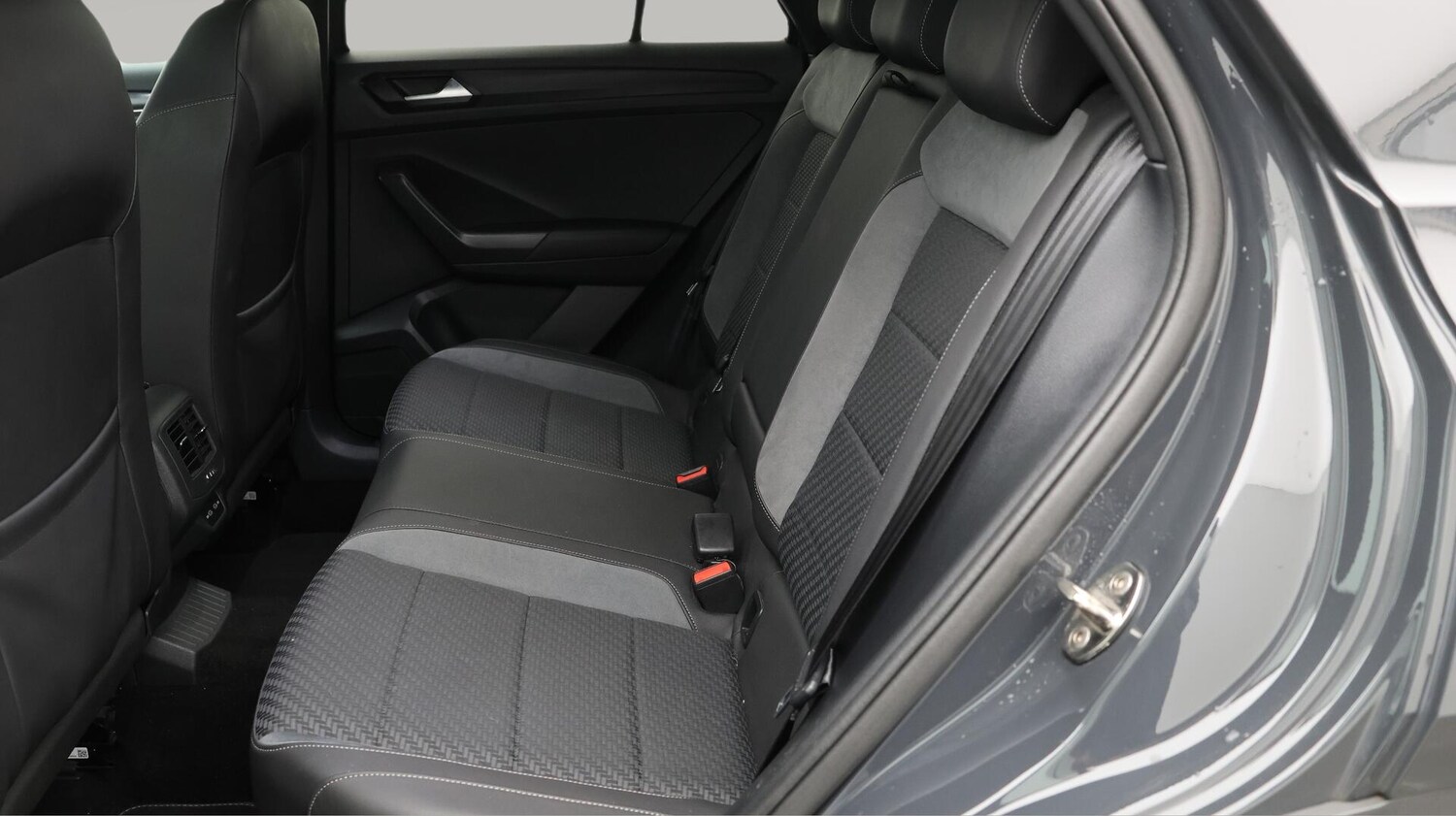 Used Volkswagen T-Roc 2020 for sale - 76432957: Photo 17