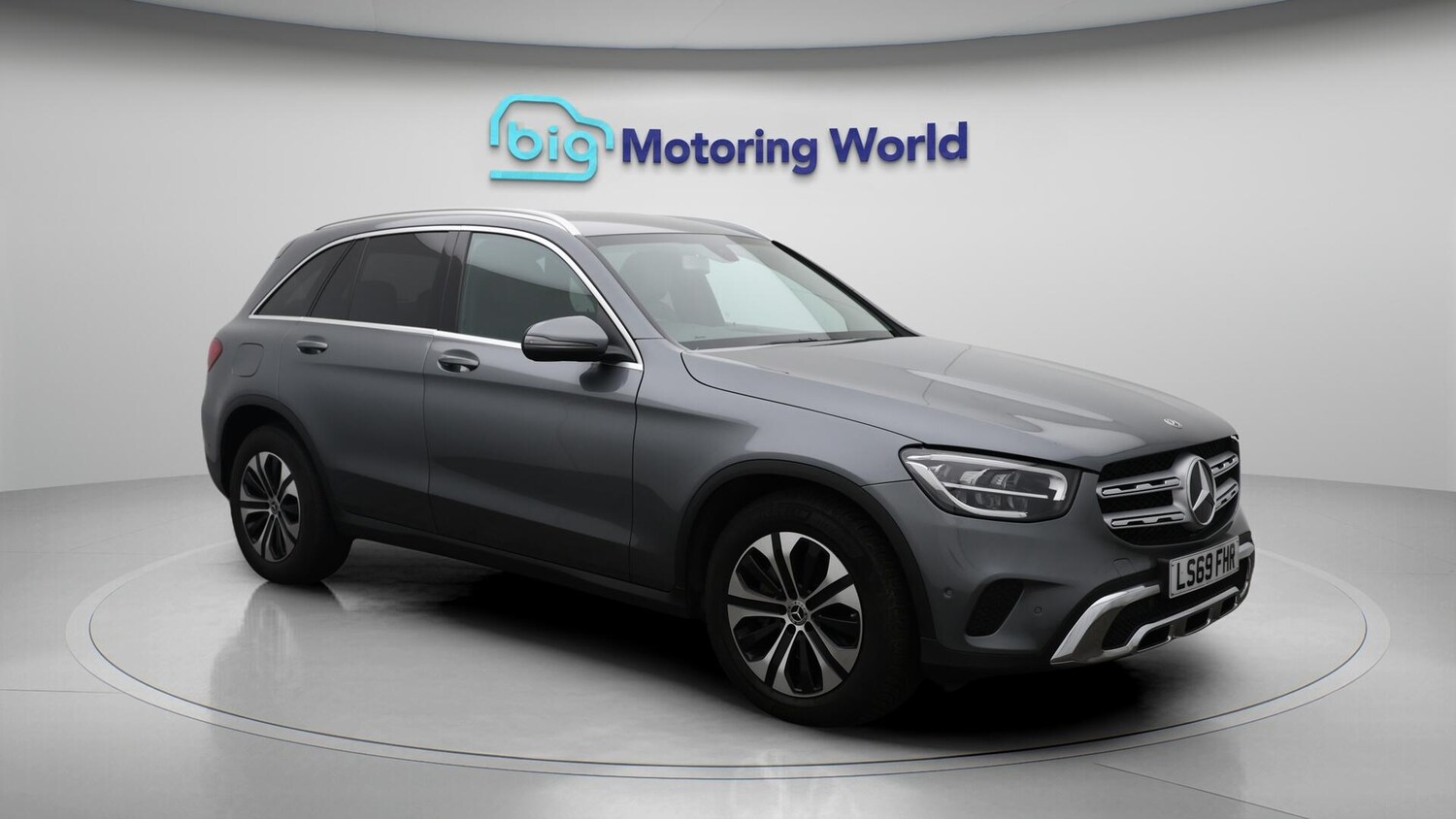Used Mercedes-Benz GLC 2019 for sale - 76151219: Photo 2