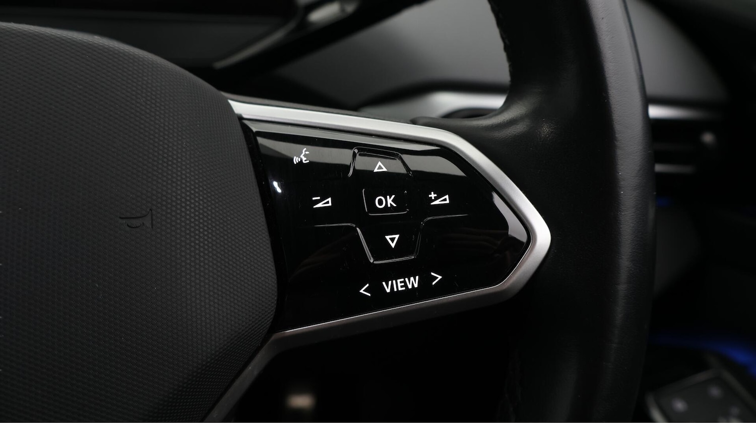 Used Volkswagen ID.4 2022 for sale - 76644613: Photo 27