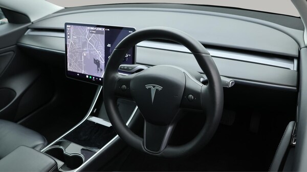 Used Tesla Model 3 2020 for sale - 76270891: Photo 10