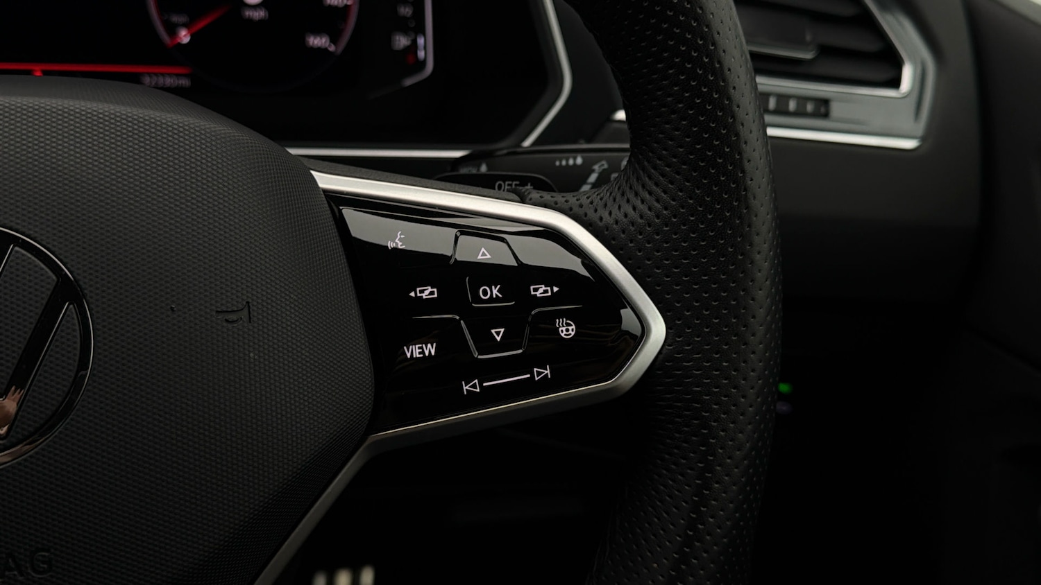 Used Volkswagen Tiguan 2023 for sale - 78176305: Photo 23