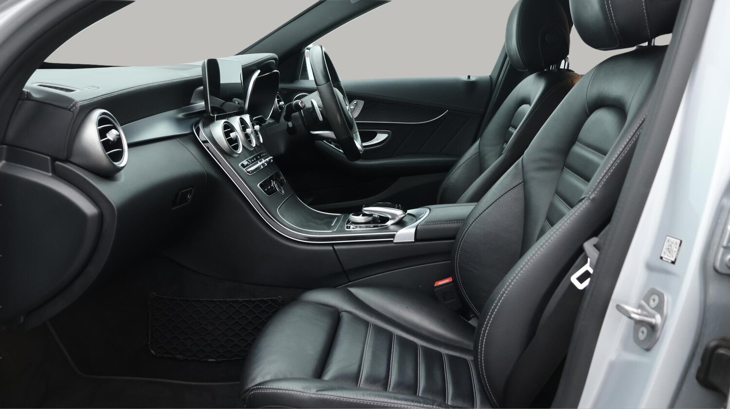 Used Mercedes-Benz C Class 2021 for sale - 76572659: Photo 15