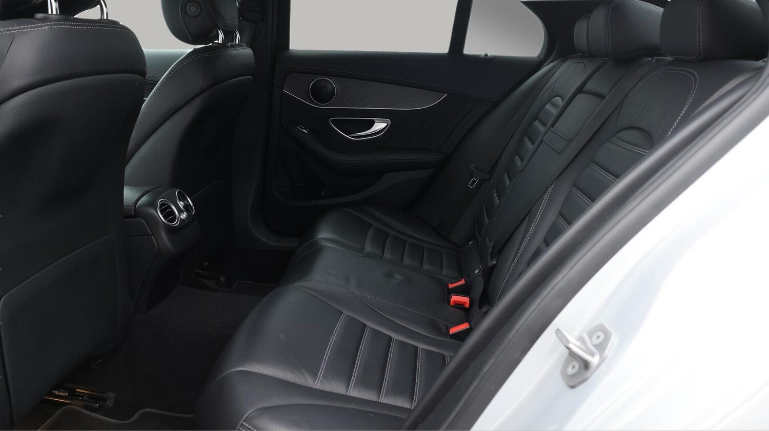 Used Mercedes-Benz C Class 2021 for sale - 76572659: Photo 17