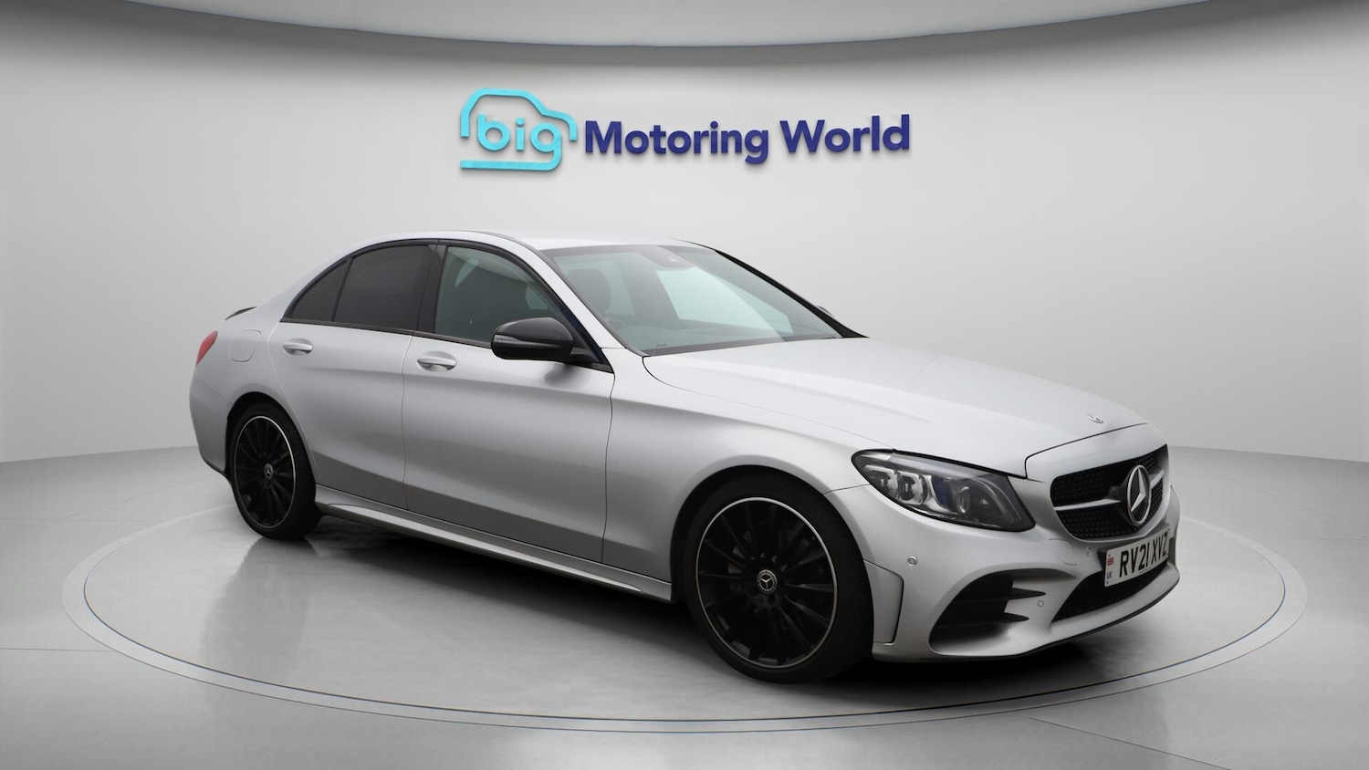 Used Mercedes-Benz C Class 2021 for sale - 76572659: Photo 2