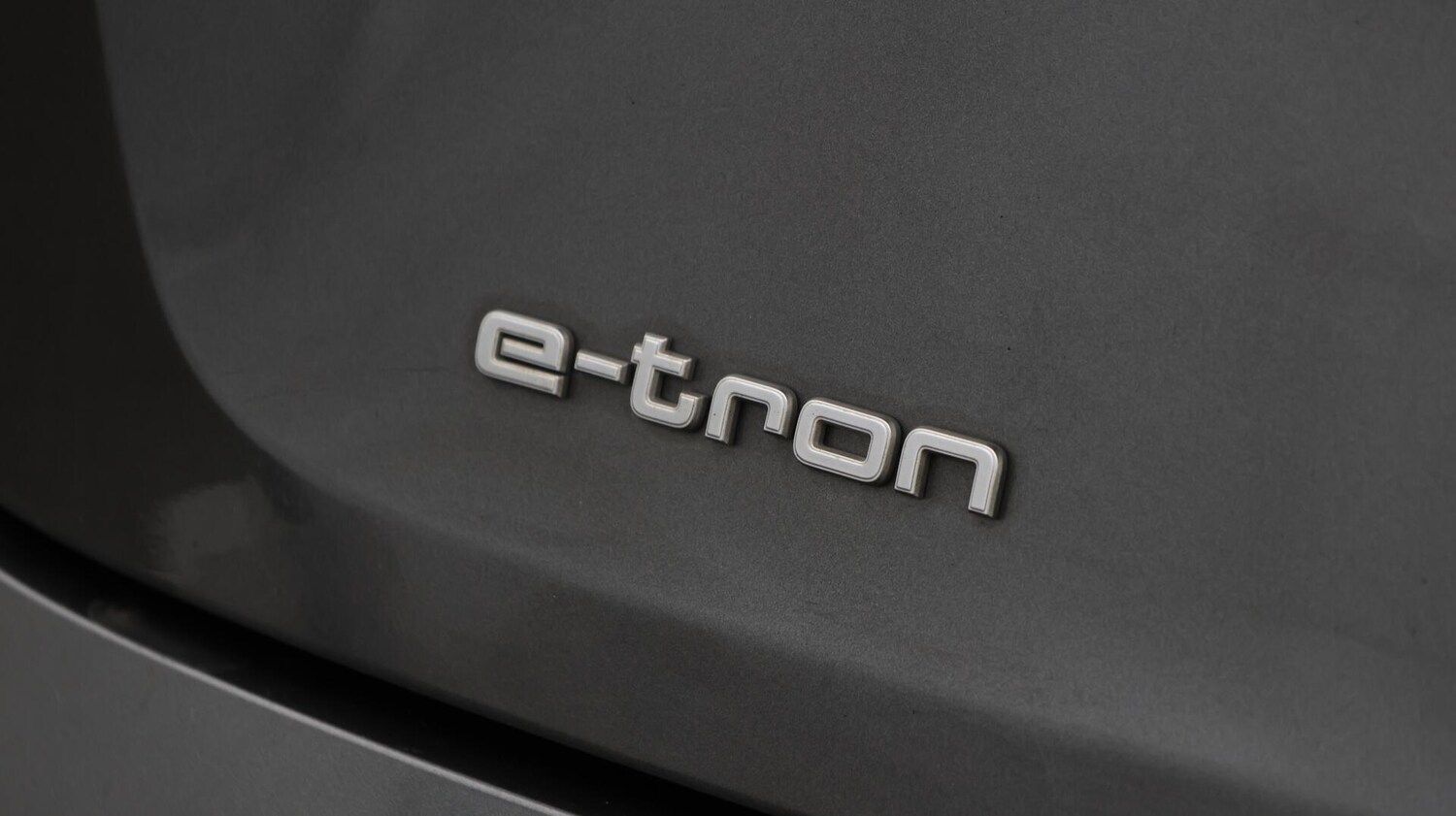 Used Audi e-tron 2021 for sale - 76671224: Photo 24