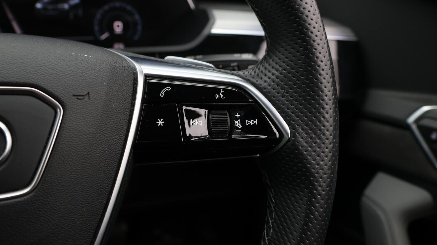 Used Audi e-tron 2021 for sale - 76671224: Photo 27