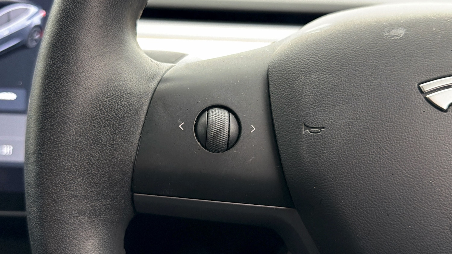 Used Tesla Model 3 for sale - 78106086: Photo 23