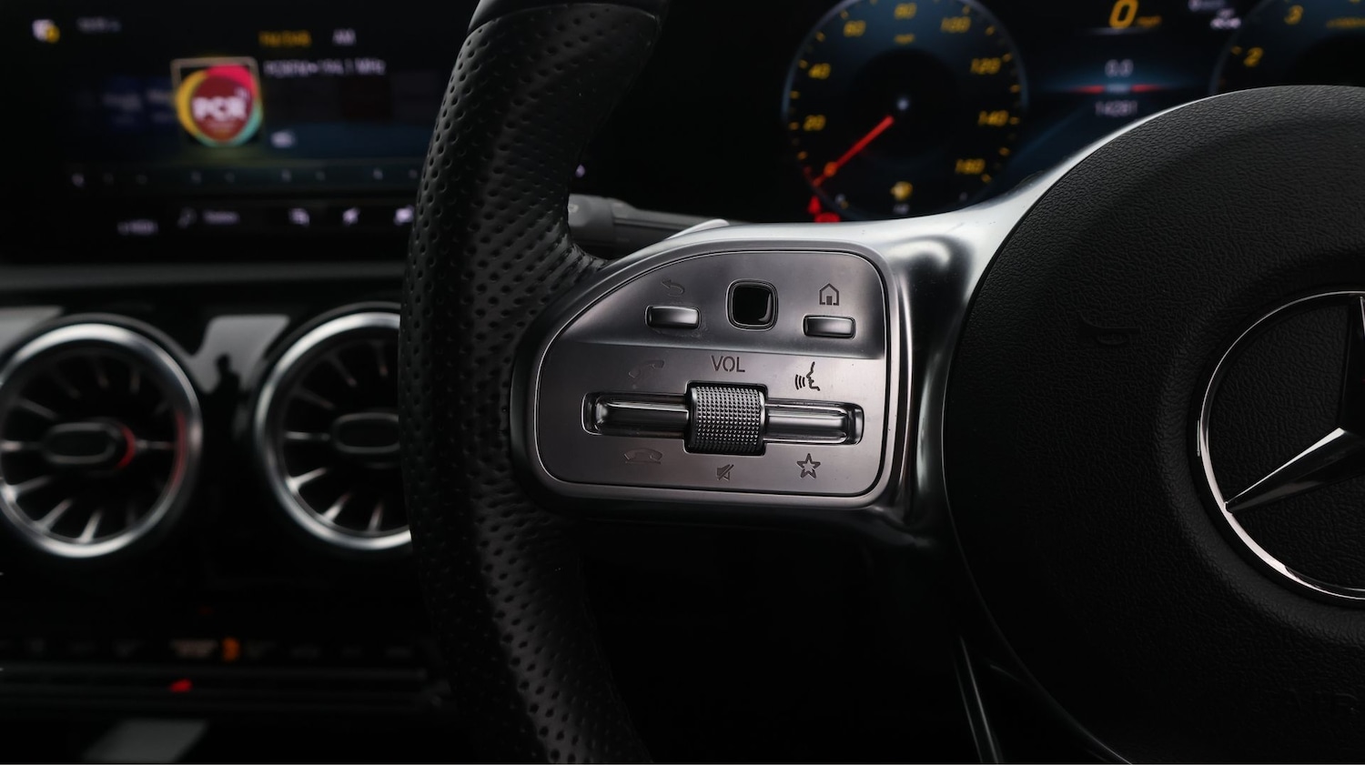 Used Mercedes-Benz CLA 2022 for sale - 77582440: Photo 22