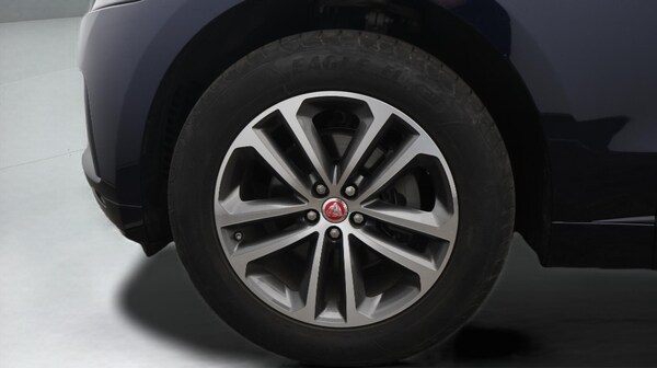 Used Jaguar F-Pace 2020 for sale - 76327388: Photo 19