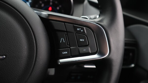 Used Jaguar F-Pace 2020 for sale - 76327388: Photo 27