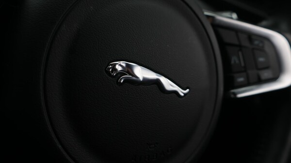 Used Jaguar F-Pace 2020 for sale - 76327388: Photo 30