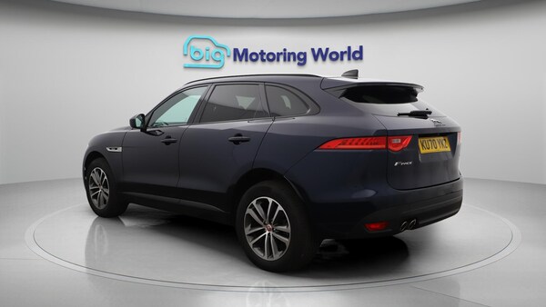 Used Jaguar F-Pace 2020 for sale - 76327388: Photo 6