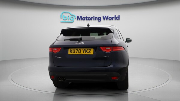 Used Jaguar F-Pace 2020 for sale - 76327388: Photo 7