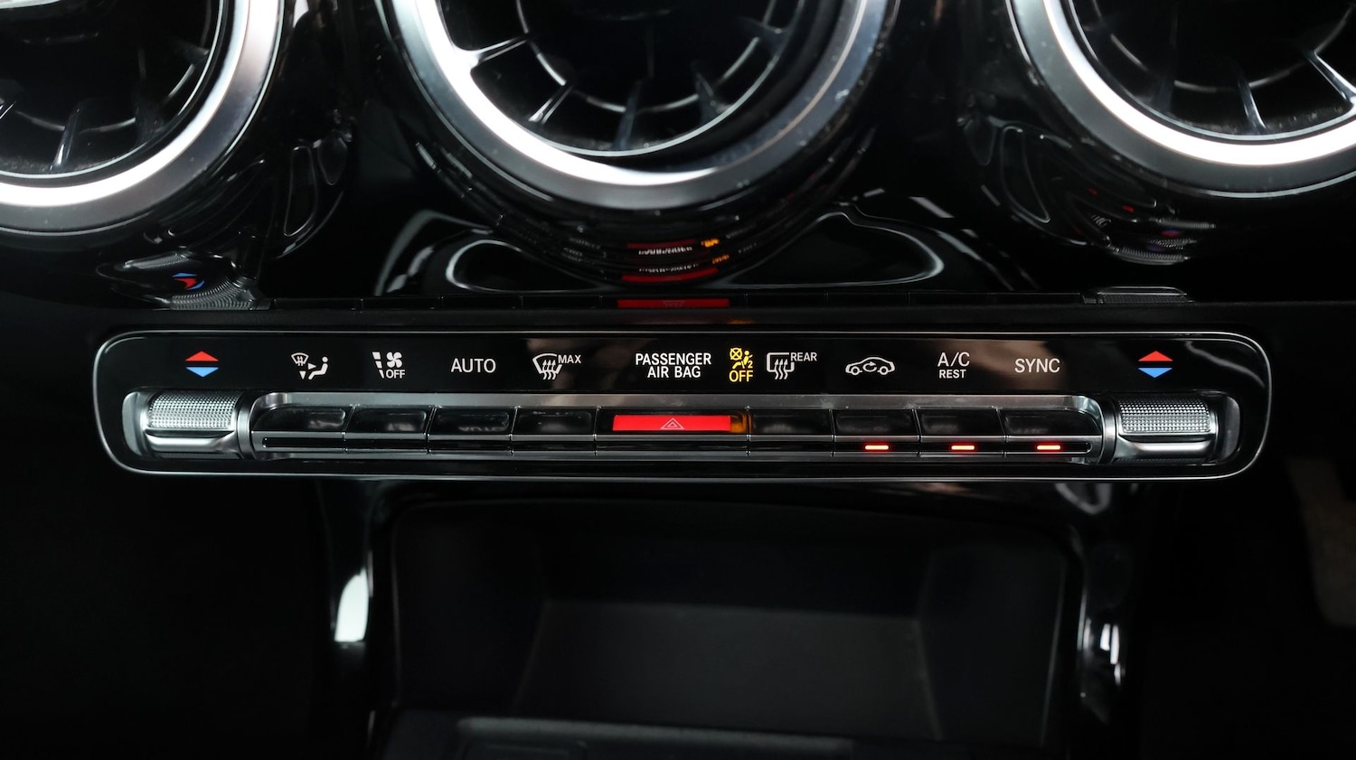 Used Mercedes-Benz A-Class 2019 for sale - 77804041: Photo 12