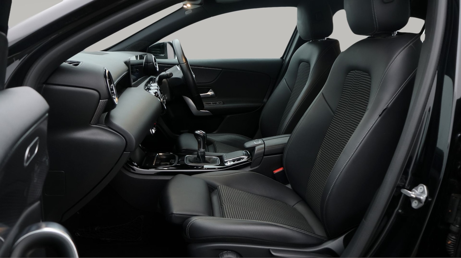 Used Mercedes-Benz A-Class 2019 for sale - 77804041: Photo 14