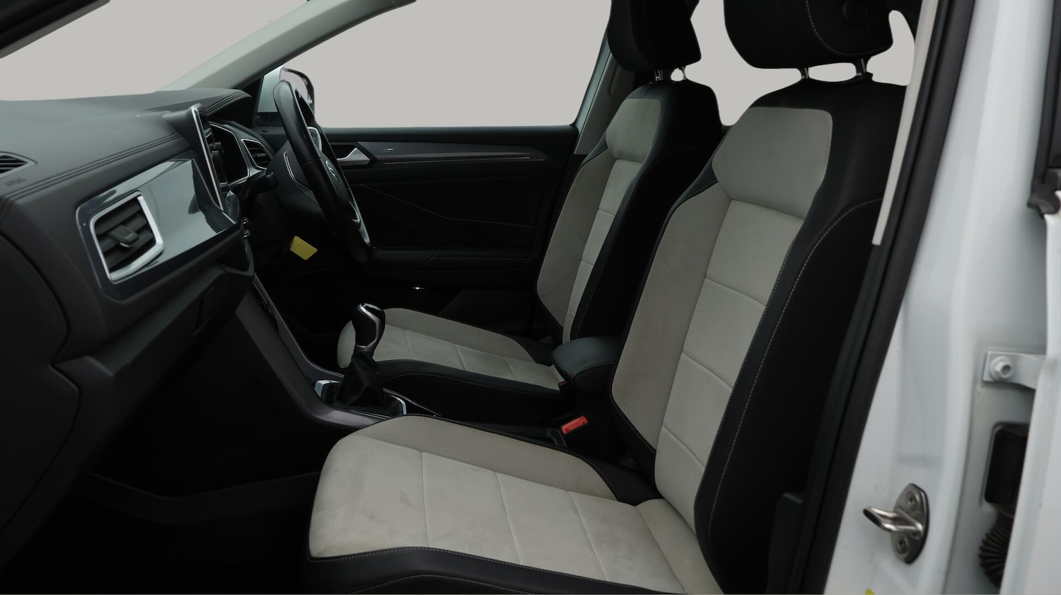 Used Volkswagen T-Roc 2022 for sale - 76370542: Photo 15