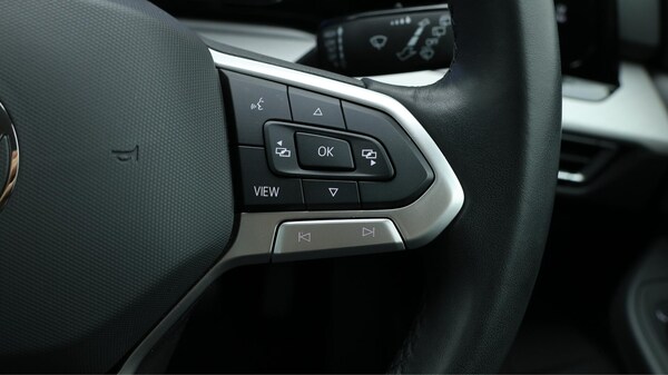 Used Volkswagen Golf 2023 for sale - 76108489: Photo 25