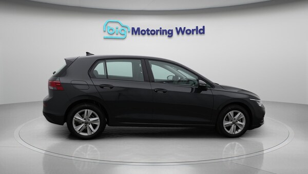 Used Volkswagen Golf 2023 for sale - 76108489: Photo 9