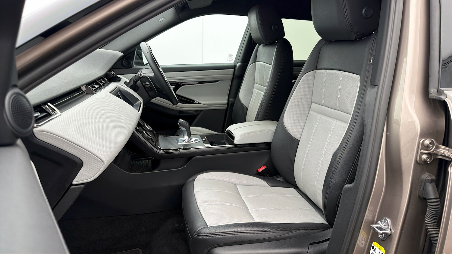 Used Land Rover Range Rover Evoque 2023 for sale - 78012439: Photo 13