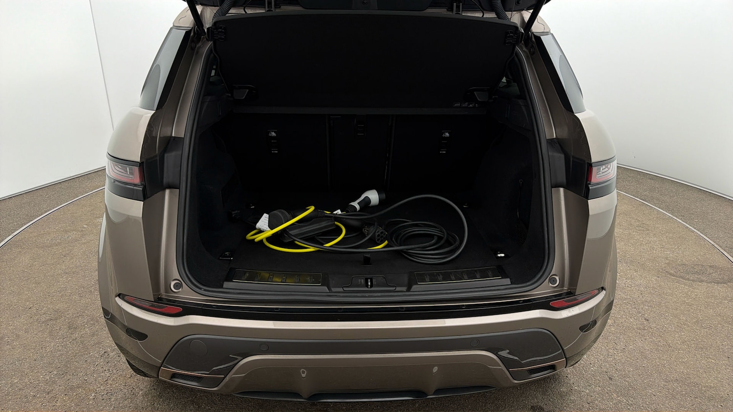 Used Land Rover Range Rover Evoque 2023 for sale - 78012439: Photo 16