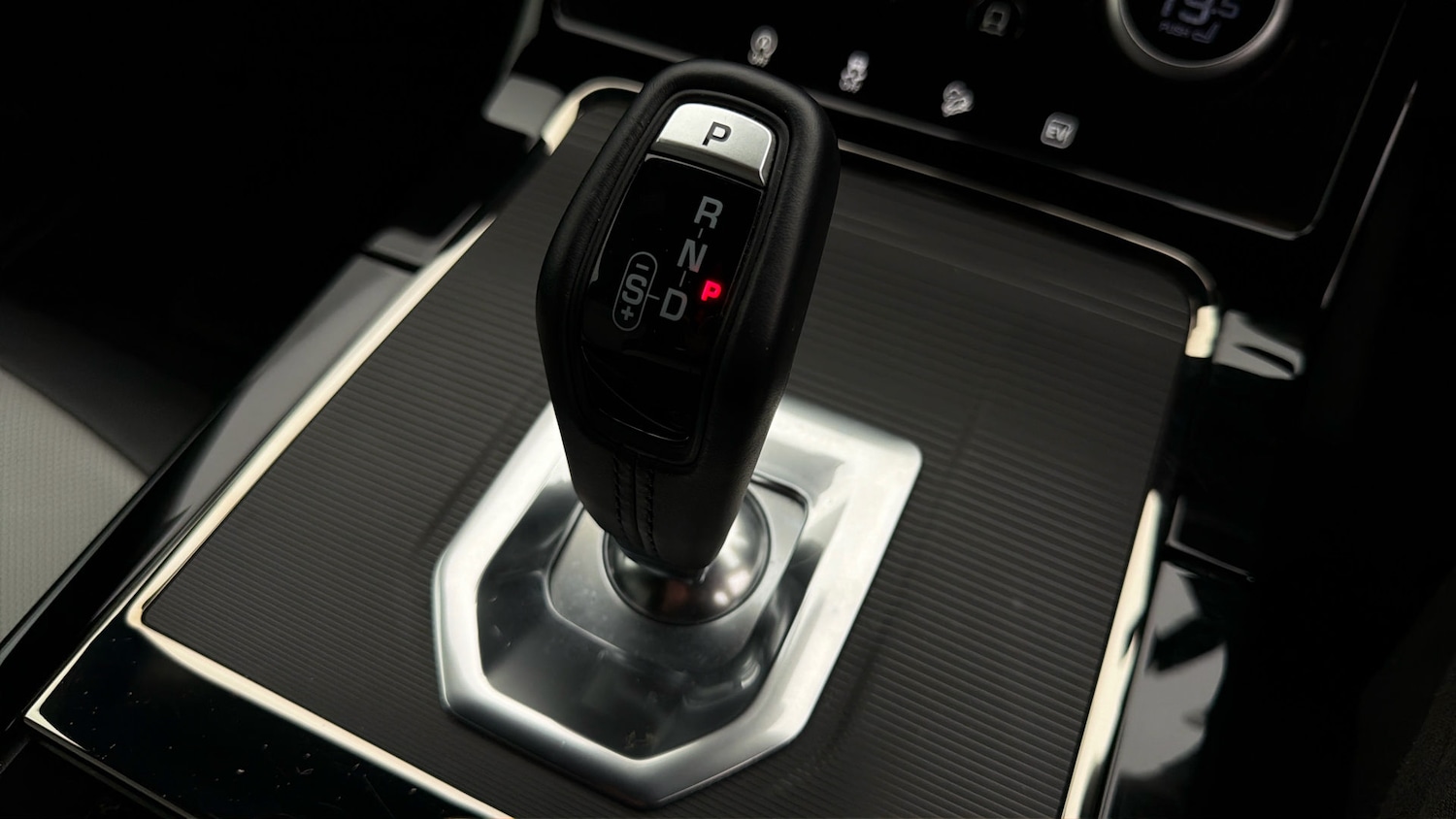 Used Land Rover Range Rover Evoque 2023 for sale - 78012439: Photo 25