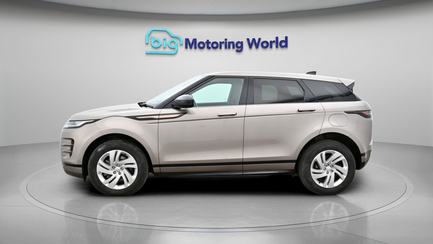 Used Land Rover Range Rover Evoque 2023 for sale - 78012439: Photo 4