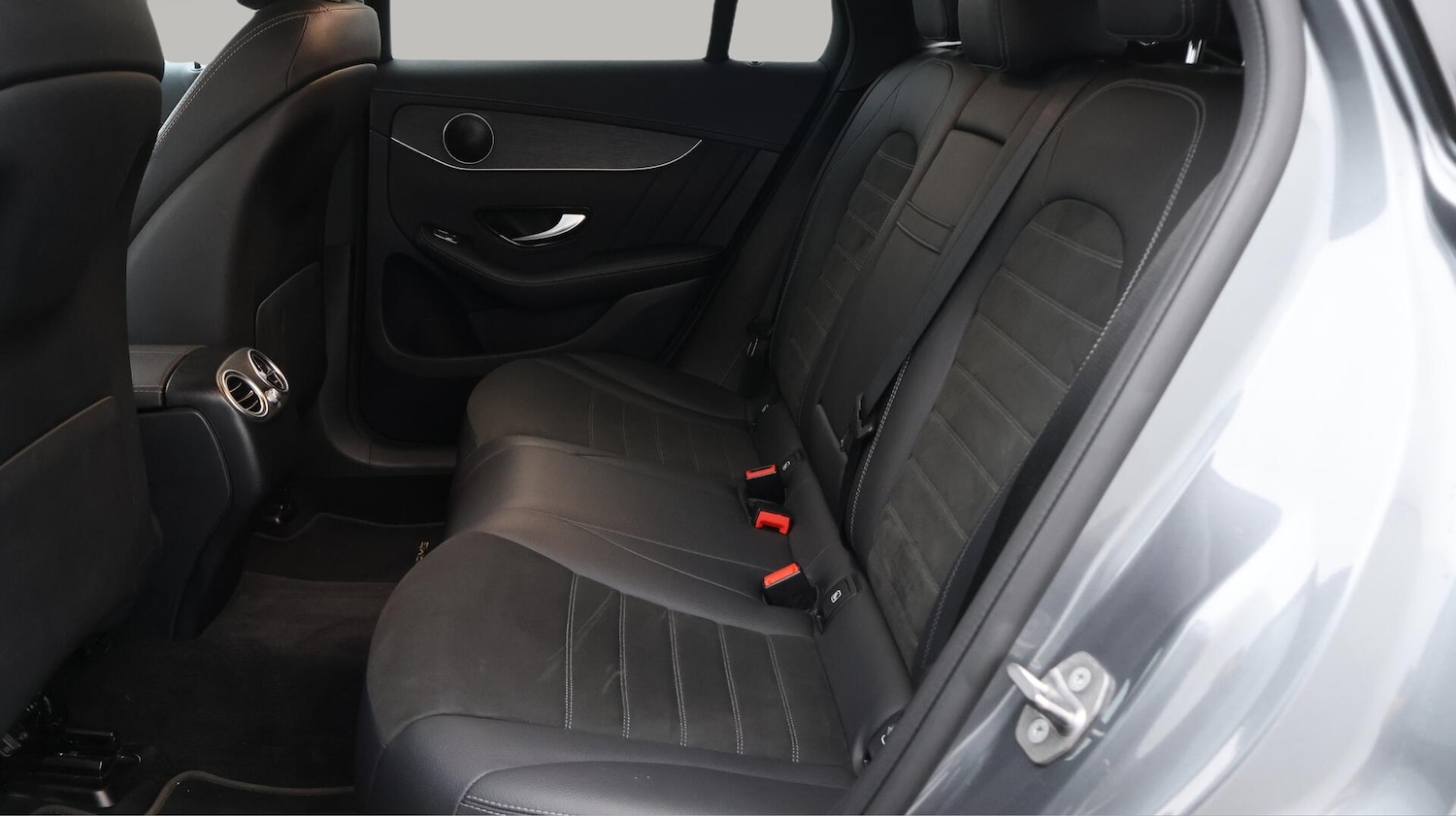 Used Mercedes-Benz GLC 2020 for sale - 76012357: Photo 17