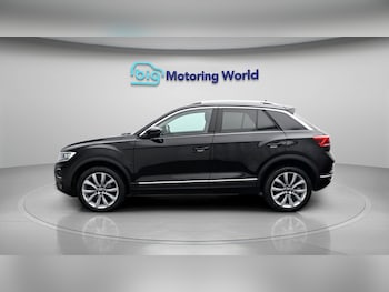 Used Volkswagen T-Roc 2021 for sale - 78724856: Photo