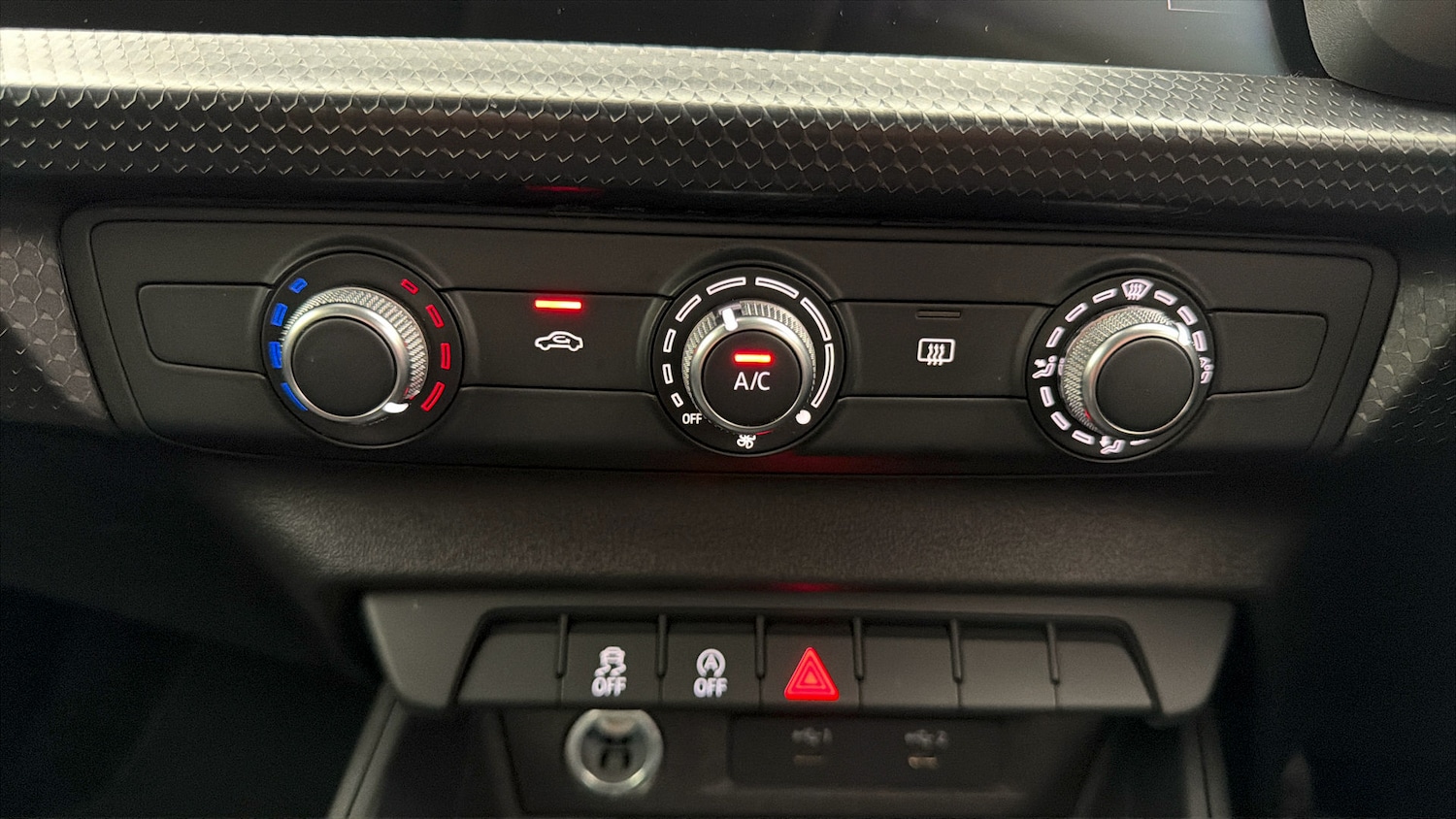 Used Audi A1 for sale - 78105778: Photo 11