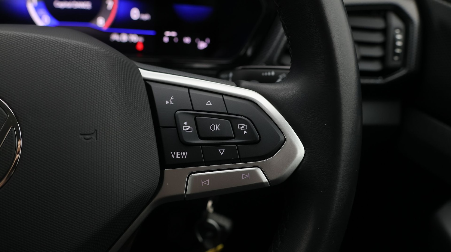 Used Volkswagen T-Cross 2023 for sale - 77461030: Photo 24