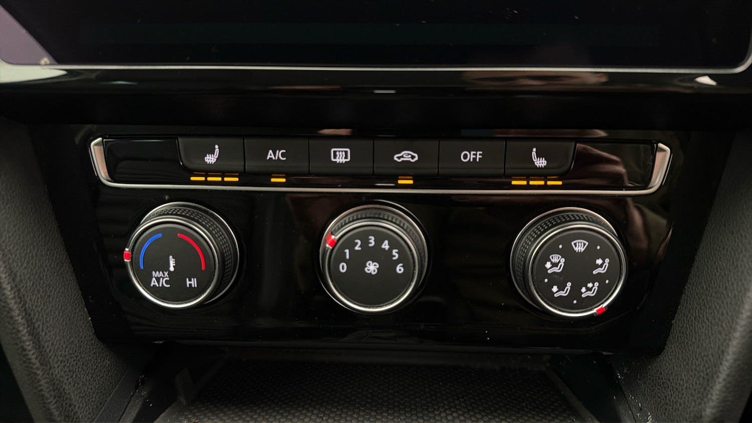 Used Volkswagen Passat 2023 for sale - 78016005: Photo 11