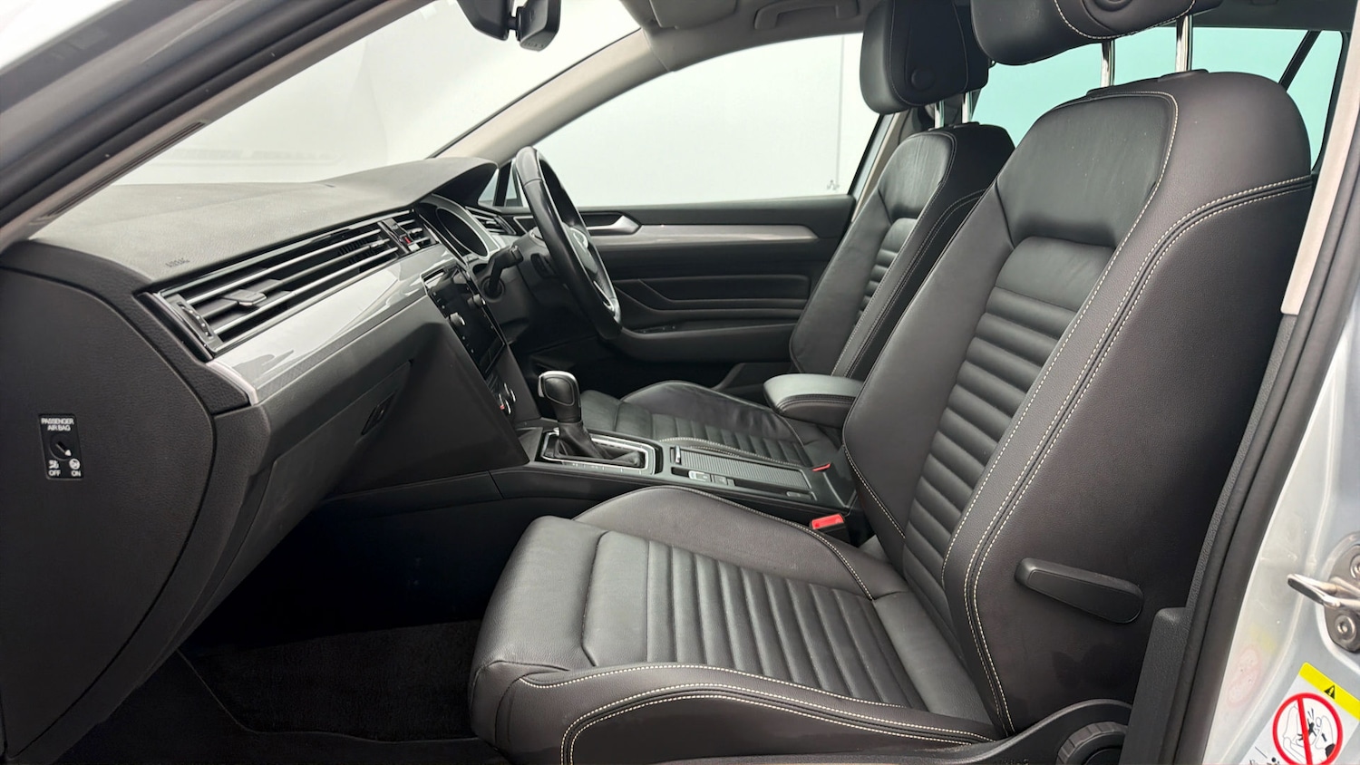 Used Volkswagen Passat 2023 for sale - 78016005: Photo 13