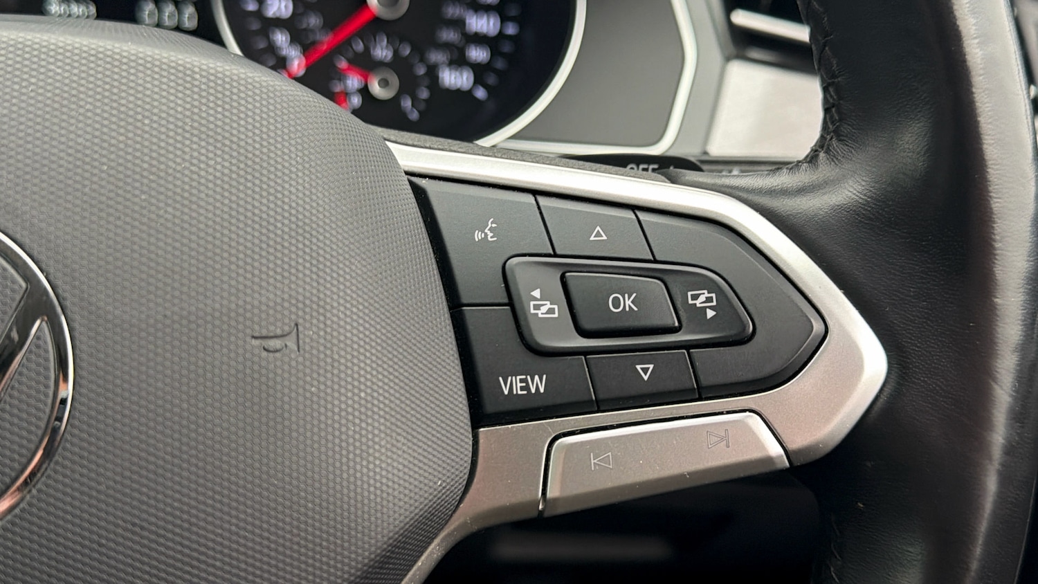 Used Volkswagen Passat 2023 for sale - 78016005: Photo 23