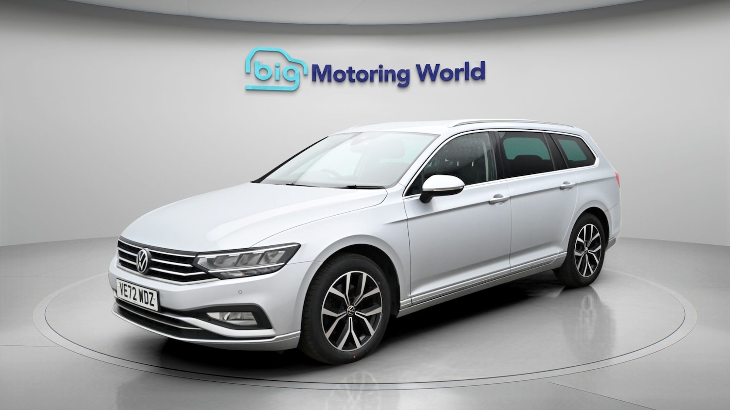 Used Volkswagen Passat 2023 for sale - 78016005: Photo 3